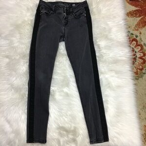 Miss Me Jeans Womens 26x27 Mid Rise Skinny Black Lace Detail Stretch